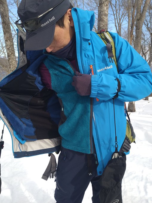 登山初心者の服装はどこで買う 山歩きで失敗しない選び方の基本からレイヤリングまで徹底解説 Solore ソロレ
