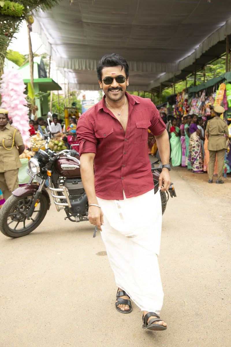ChennaiSFCSouth's tweet photo. Exclusive Pics Of Samrat @Suriya_off
#EtharkkumThunindhavan UHD Set - 1

 #ETtrailer https://t.co/uyqCpYy6EQ