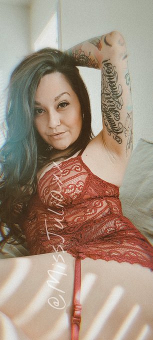 MissJuliaxx - @onlyfansbump Let me be your favorite milf and come sub to my free page 😈 https://t.co/I75eDjbpvz https://t.co/IFsqjDO0r3