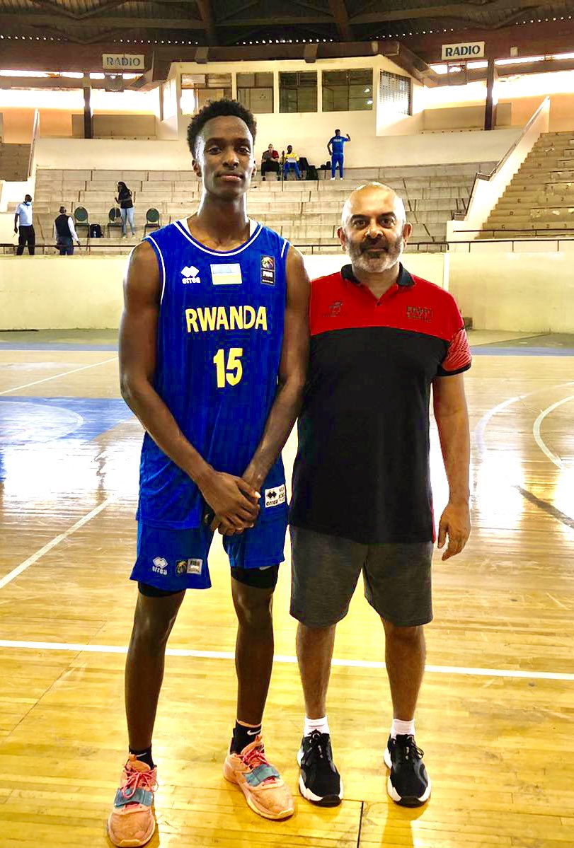 Roy_Rana's tweet photo. Nothing but love for our @OUAsport athletes representing around the world! @ntoreee @WLU_Mbball @Ryersonrams Mouhamed
Ndiaye. Window 1- @FIBAWC Dakar, Senegal #BCMNG https://t.co/RqAlWrp1zu