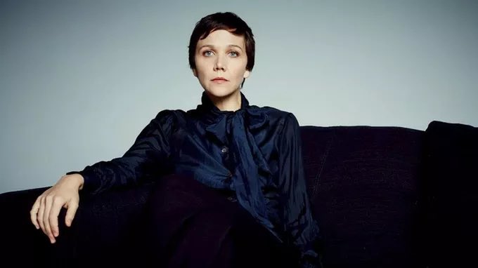 Delcroixx's tweet image. #TheHonourableWoman: #MaggieGyllenhaal au cœur des violences du conflit israélo-palestinien tvmag.lefigaro.fr/programme-tv/t… via @TVMAG