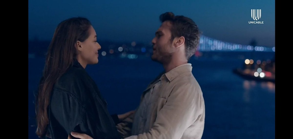 Yamaç y Sena amaneciendo en el mejor lugar de Estambul.
#ÇukurMéxico #ÇukurUnicable #Çukur