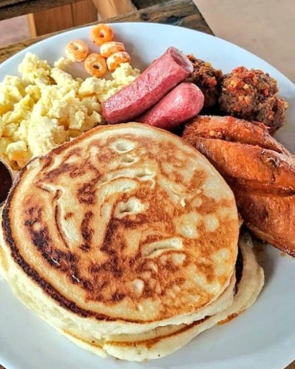 Today is World Pancake Day💃

So for every #PancakeBreakfastMeal or #FullComboMeal you order, you get an extra pancake free😊😋😁 Hope this puts a bit of a smile on your taste buds?😊💃

#pancakeday🥞 #pancakehub #pancakes #pancakesinlagos #extrapancakes #freepancakes #yummy