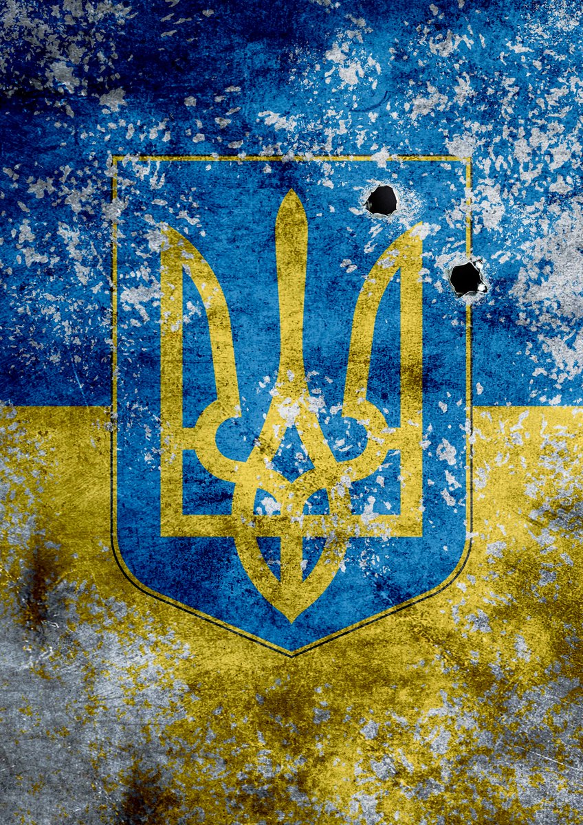 kustannus's tweet photo. Julkaisemme myöhemmin tänä vuonna ruotsalais-suomalaisen Carolus Löfroosin muistelmateoksen. Löfroos taisteli Ukrainassa Azov-pataljoonan riveissä venäläismielisiä separatisteja vastaan 2014-15. Käännöstyö on tekeillä, ohessa alustava kansiluonnos. https://t.co/SMW1TCcGdk