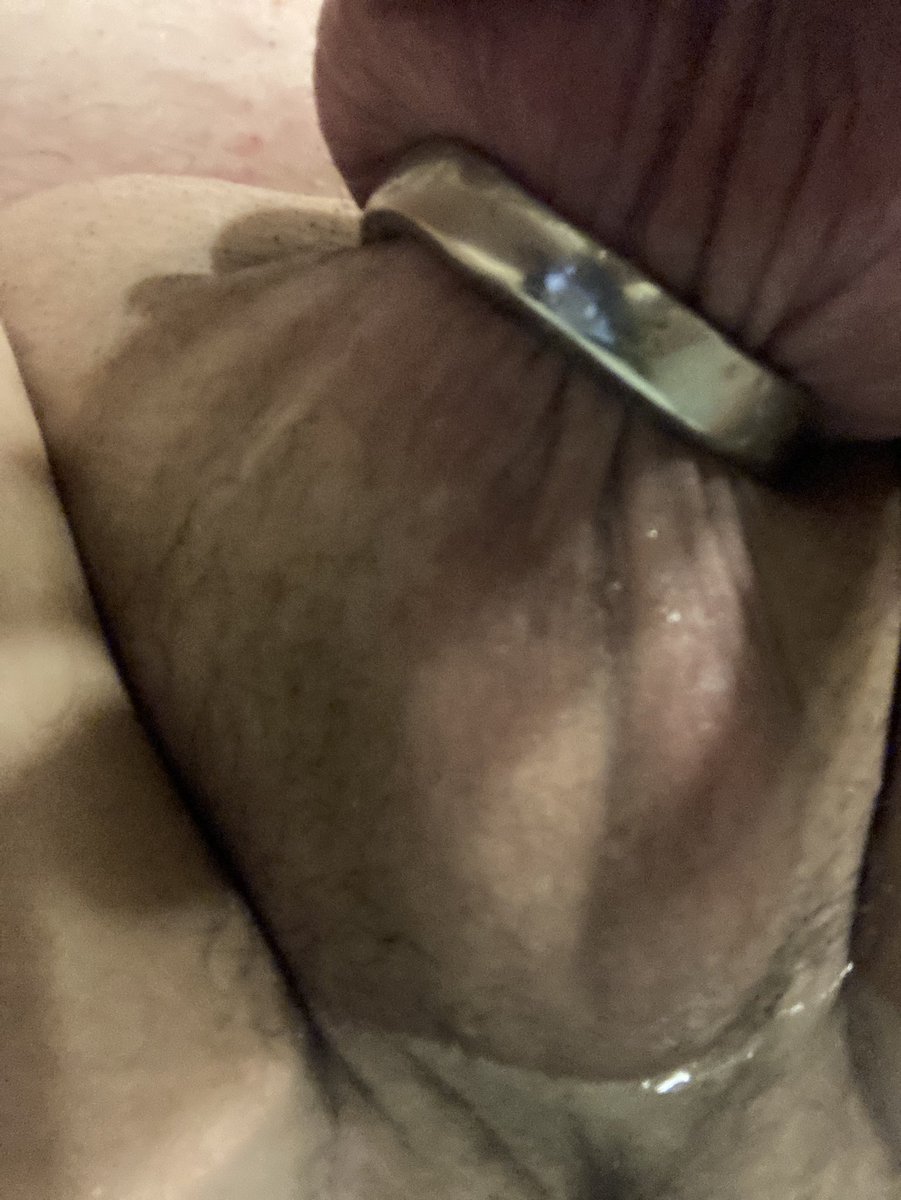 PenitusDeletus's tweet photo. Nothing like a nice hot bath after a long day working with your clitty completely restrained. Too bad so one is here to join me, I get lonely at night.
#enby #chastity #nsfw #lockedcock #trans #bath #keyholderneeded https://t.co/XMYORMXpo1