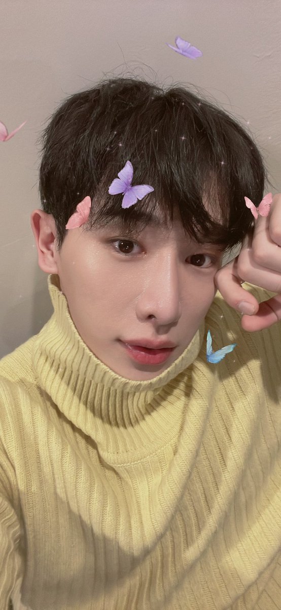Julia_20PP's tweet photo. #HappyWONHODay #Happy_Birthday_WONHO @official__wonho 
Первый день весны всегда начинается с твоего дня рождения 💙🐰 https://t.co/459RaJZNCW