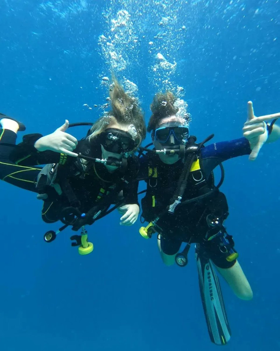 Ultimate diving spots unveiled in #Laamu #Atoll, #Maldives! #Diving in the Maldives by Reveries Scuba Zone is the best in many must have tropical SCUBA experiences. #reveriesmaldives #maldivesislands #travel #diving #scubadiving #reveriesscubazone #funtravel