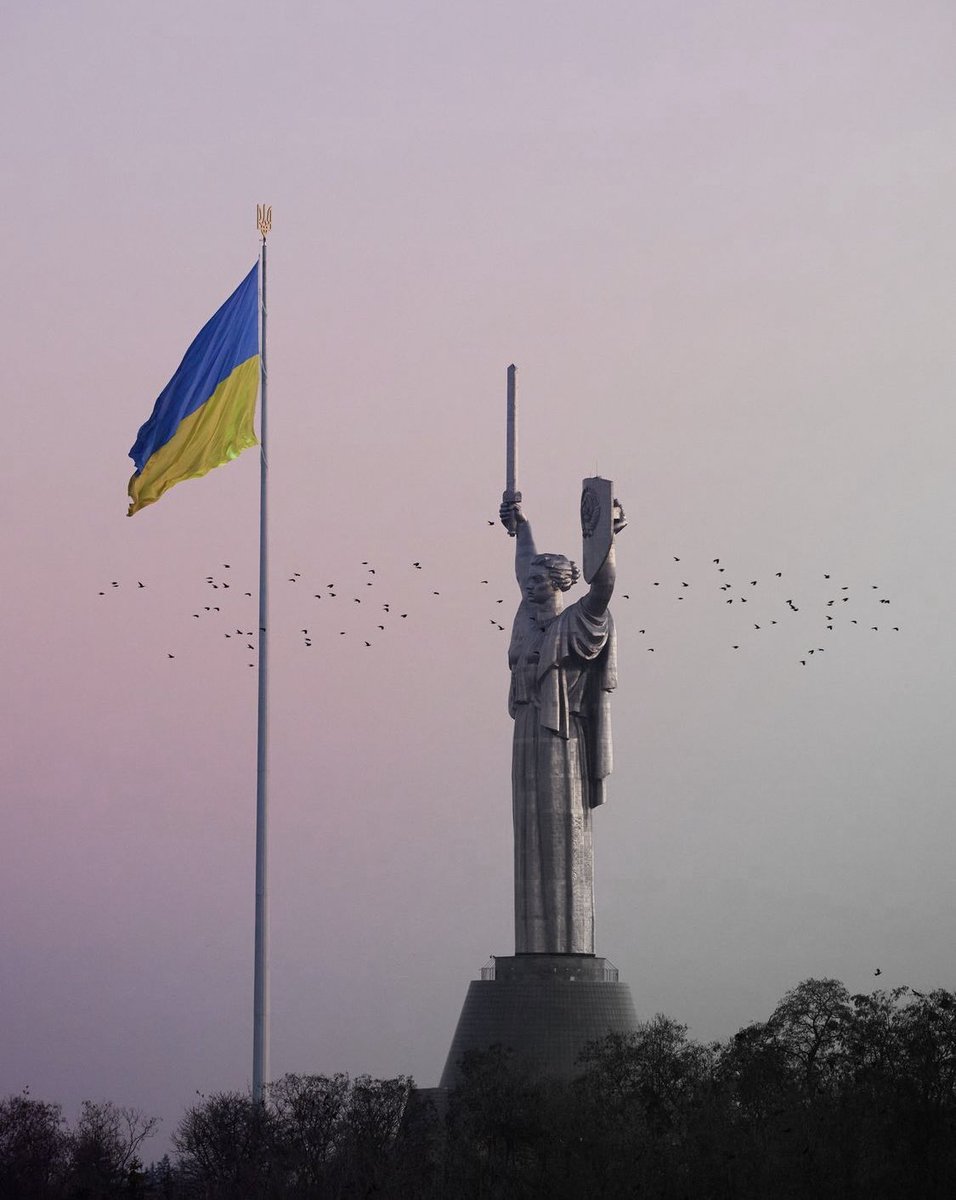 Весна. 
Наступить день, коли закінчиться війна і запанує мир. Наступить день, коли ми переможемо. 
Все буде – Україна! 🇺🇦