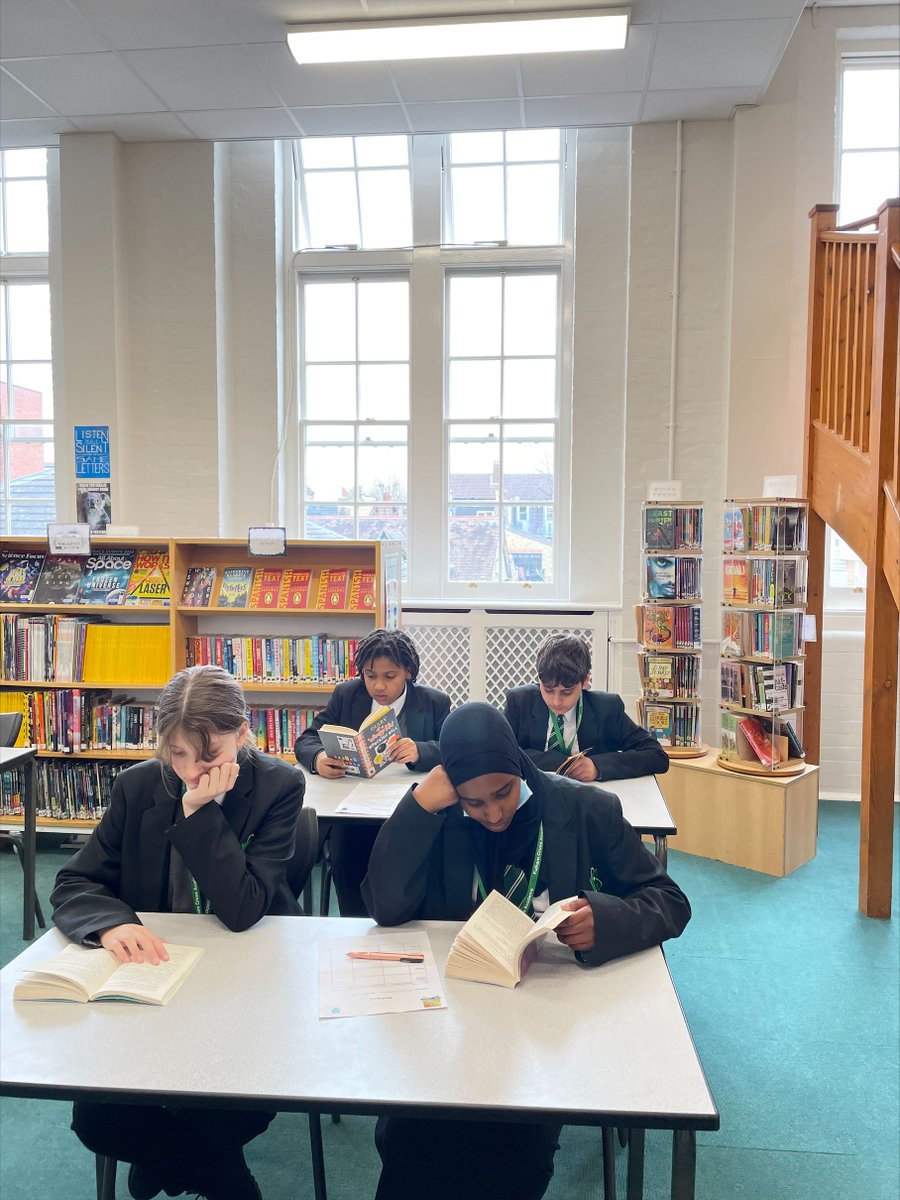 FulhamCrossAcad's tweet photo. Yesterday we kicked off our week-long celebrations for World Book Day!

Students participated in a  Sponsored Read (Happening all week during break time) and a book giveaway where students completed reading related tasks to earn free books.

#FCASTEM #FCALiteracy #WorlsBookDay https://t.co/29L119MfNv