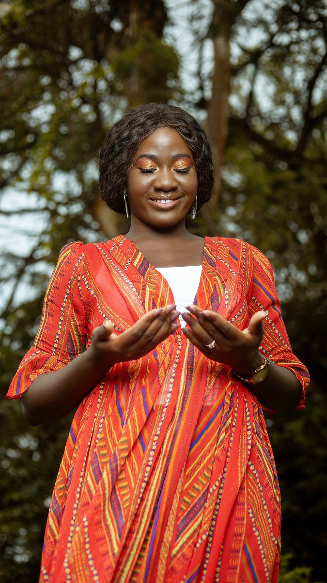 FredyPhoto's tweet photo. ✅ SHOOTING ANNIVERSAIRE🎊 

Joyeux anniversaire 🥳🎈🎉🎊🎁 à la belle : Grace Kelly

Faites vous plaisir,🤩 vous le méritez bien!😌 

Offrez vous une belle séance photo souvenir de votre anniversaire🎁 réservation :
+24165747897

#shootinganniversaire #happybirthdaytoyou🎉 https://t.co/opPYAnvfiN
