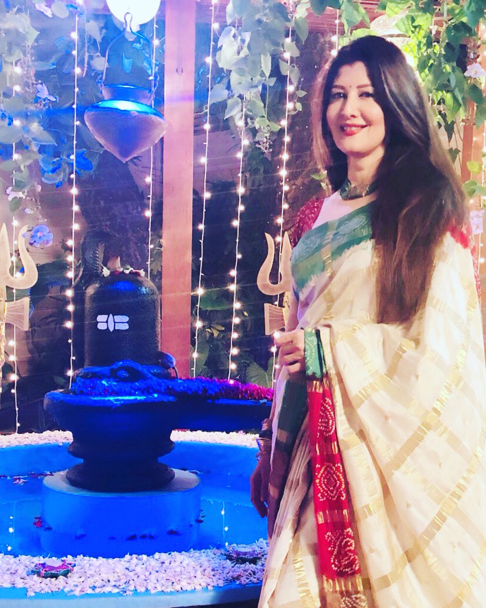Happy Mahashivratri 🙏😇
#OmNamahShivaya #Mahashivratri #HarHarMahadev