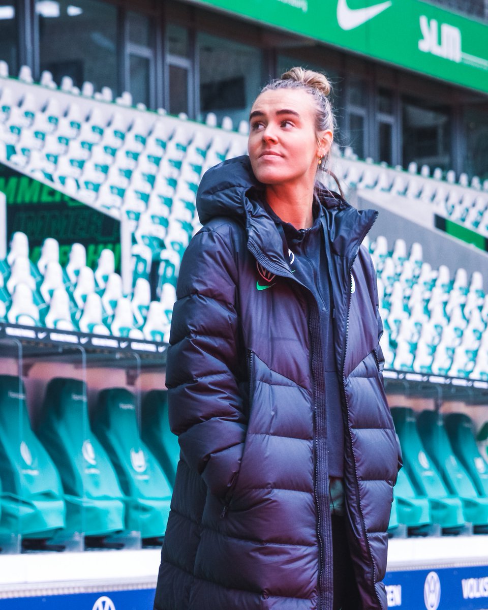 Sichert euch jetzt euren Platz in der Volkswagen Arena für das <a href="/UWCL/">UEFA Women’s Champions League</a>-Viertelfinal-Rückspiel gegen <a href="/ArsenalWFC/">Arsenal Women</a>! 👑🏟

➡ vfl.ink/UIh3r

#WOBARS #UWCL #VfLWolfsburg