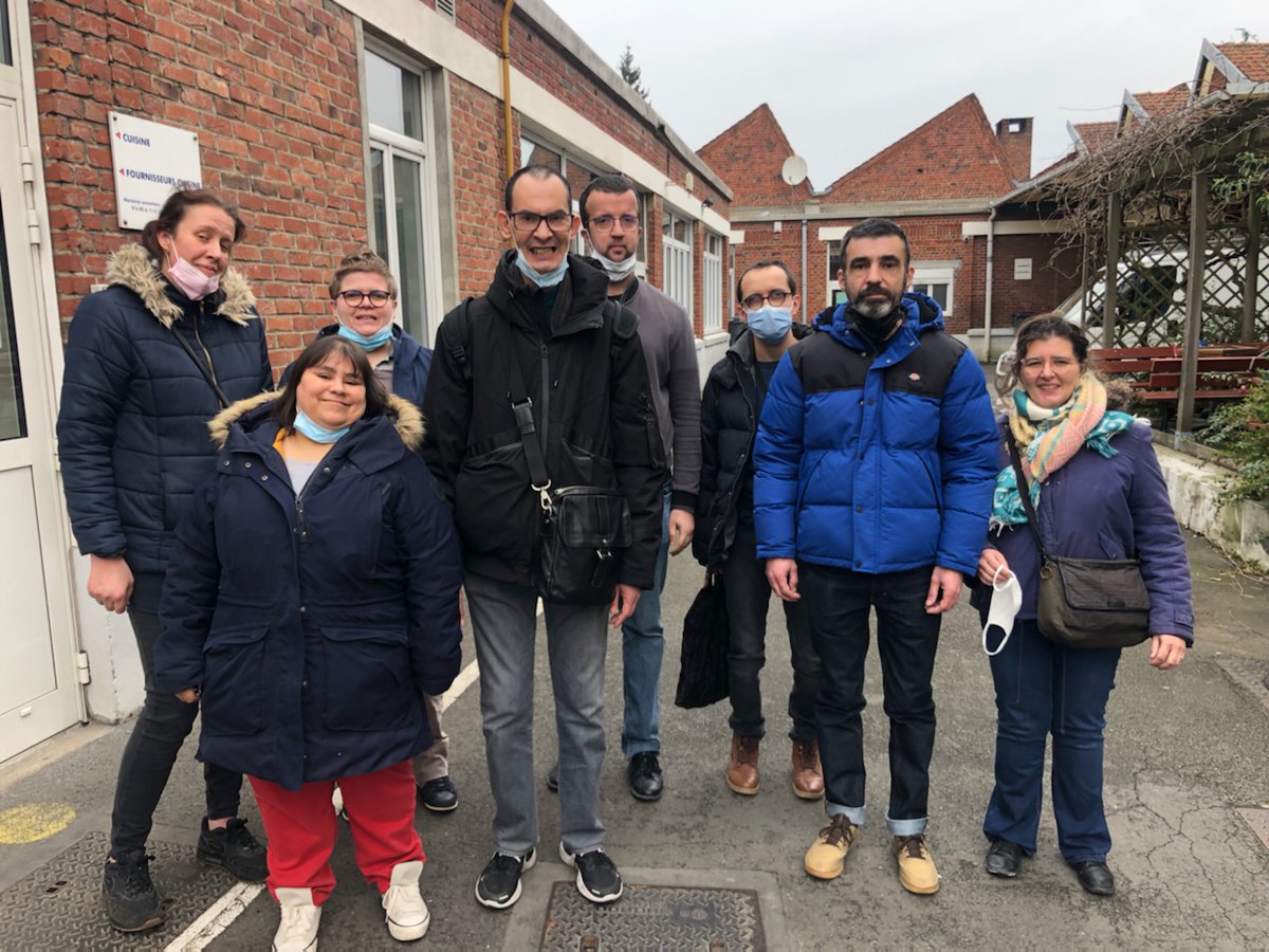 Ce matin, Pôle Emploi &amp; Cap emploi ont accompagné 8 demandeurs d emploi de l'agence de Lille Vaucanson en situation de handicap pour 1 visite des ateliers Malecot de Fives.Merci à Audrey Courtin et son équipe pour leur accueil 👍 <a href="/HennacheCaro/">Caroline Hennache</a> <a href="/thorel_karine/">Karine Thorel</a> <a href="/CapEmploi59LMD/">Cap Emploi 59 Lille</a>