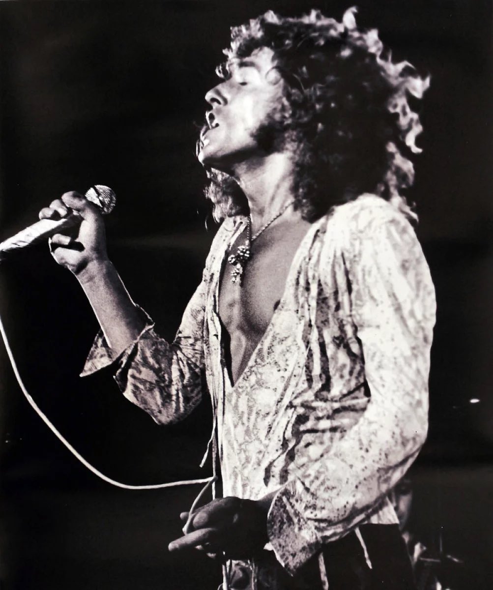 Happy 78th birthday to Roger Daltrey, the legendary frontman of The Who, born on this day in 1944. 