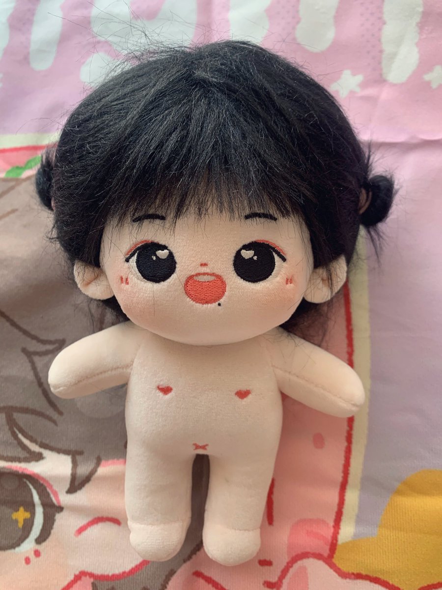 dollstxff's tweet photo. 🐰 พร้อมส่ง ตุ๊กตาซูต๋าจ้าน20cm💗
▫️ ดีลจีนมาค่ะ 
▫️ น้องแก้มแดง+ทำผมแล้วพร้อมเที่ยวค่ะ(น่ารักมาก) 
▫️ ราคาตัวละ 405 บาท
#ตุ๊กตาเซียวจ้าน #ตุ๊กตาอี้ป๋อ #ตุ๊กตา20cm #ตุ๊กตาป๋อจ้าน https://t.co/HdYqDHhI8o
