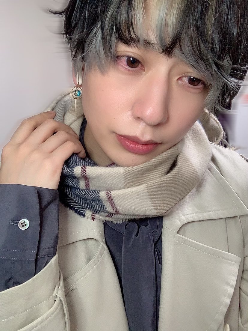 mode_yuu's tweet photo. ちょっと付けてみたいなぁってピアス買ってみたんだけど…どう…？？

冬生まれの冬男子(？)も暖かくなってきたから終わりだな🧸

最近お目目の調子が悪い（；_；） https://t.co/8eY8B9W1SS