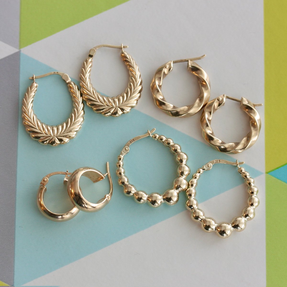 thebvshop's tweet photo. Happy hoop day! All newly listed in the shop ❤ #gold #jewellery #earrings https://t.co/6lC0llhGHD https://t.co/SKuUX84QSv