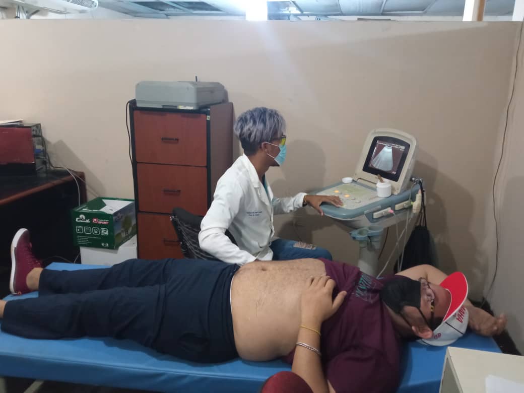 21 años con logros en favor de dos pueblos hermanos, en materia educativa, económica y social. #HéroesDeLaSalud #IntegraciónHumanista <a href="/cubacooperaven/">Brigada Médica Cubana en Venezuela</a> <a href="/AdanVillavicen5/">Adan Villavicencio Guzmán</a> <a href="/CubaVa_Bolivar2/">Grupo Trabajo Estadual Bolívar</a>