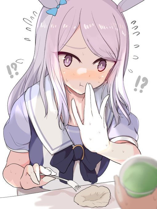 「今日のおやつはカップケーキだぞマックイーン、ドリンクの後に食べるんだぞ…って、食べ終わるの早いな……」 