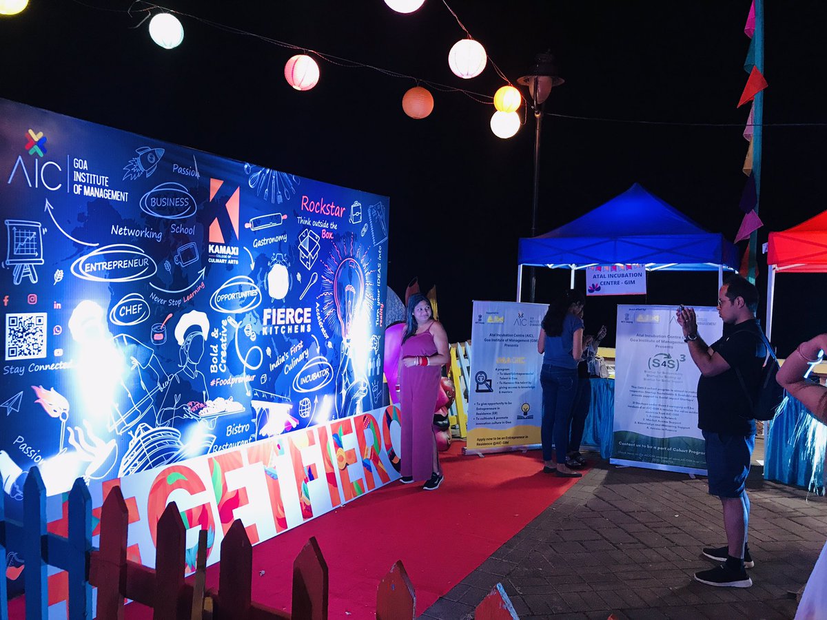 FierceKitchens's tweet photo. Day 3 of “RECIPE” showcased culinary #culture from #goa and across the world. Visitors experienced Goan, Portuguese, Japanese and Italian cuisine by our #foodpreneurs.
Day 4 at #TheBeachCarnaval will highlight Influencers in the Culinary ecosystem #getfierce #panjim #startups https://t.co/RqL4qLnhSu