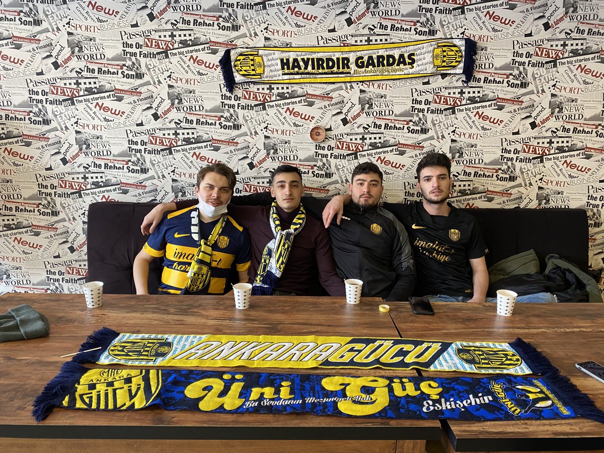 Üni-Güç Eskişehir olarak Anadolu Üniversitesi’nde toplandık tüm Ankaragüçlü arkadaşları bekliyoruz <a href="/Ankaragucu/">MKE Ankaragücü</a> <a href="/gecekondu/">Gecekondu</a> <a href="/uniguc1910/">Üniversiteli Güçlüler | Üni-Güç</a>