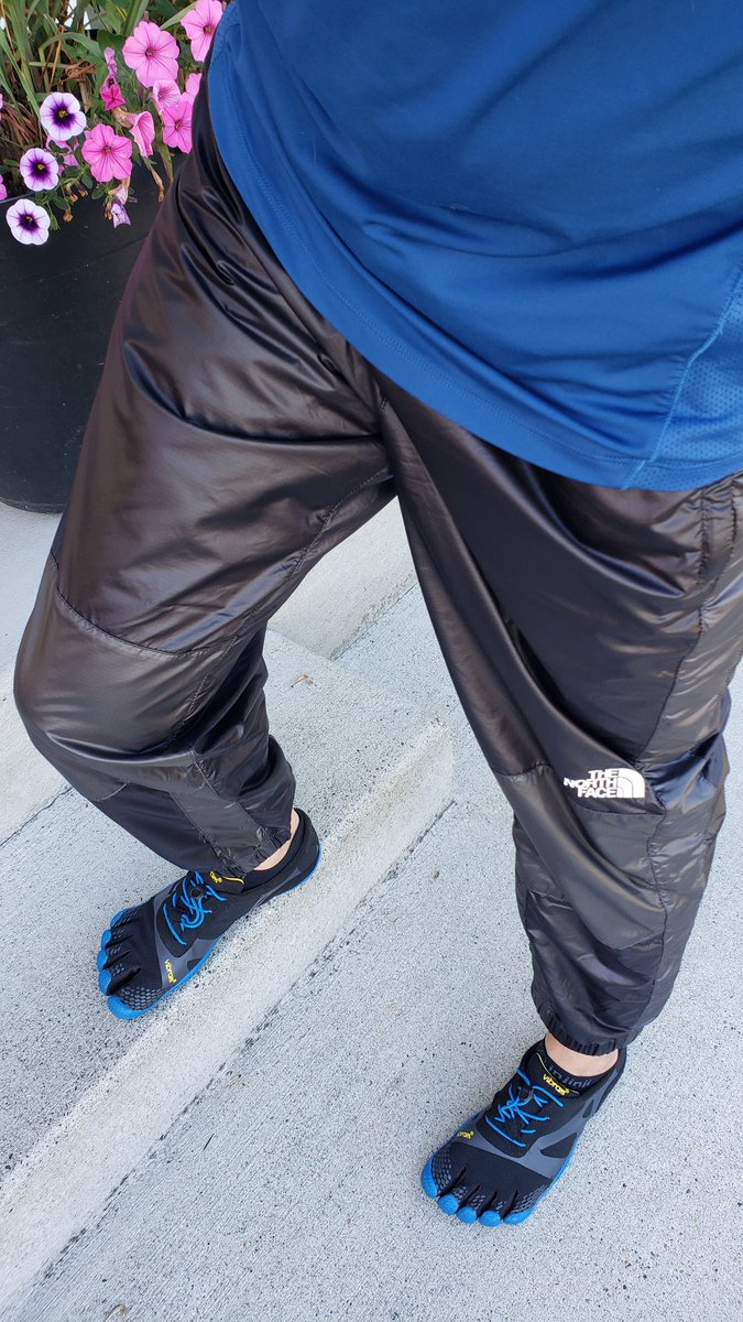 NylonSporty's tweet photo. Going through my archives and found this from about a year ago.   Best North Face pants ever! https://t.co/5kAjiGr65M
