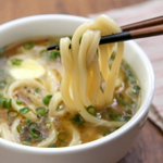 鍋も火も使わずに作ることが出来ちゃう!電子レンジで作れる「うどん」レシピ!