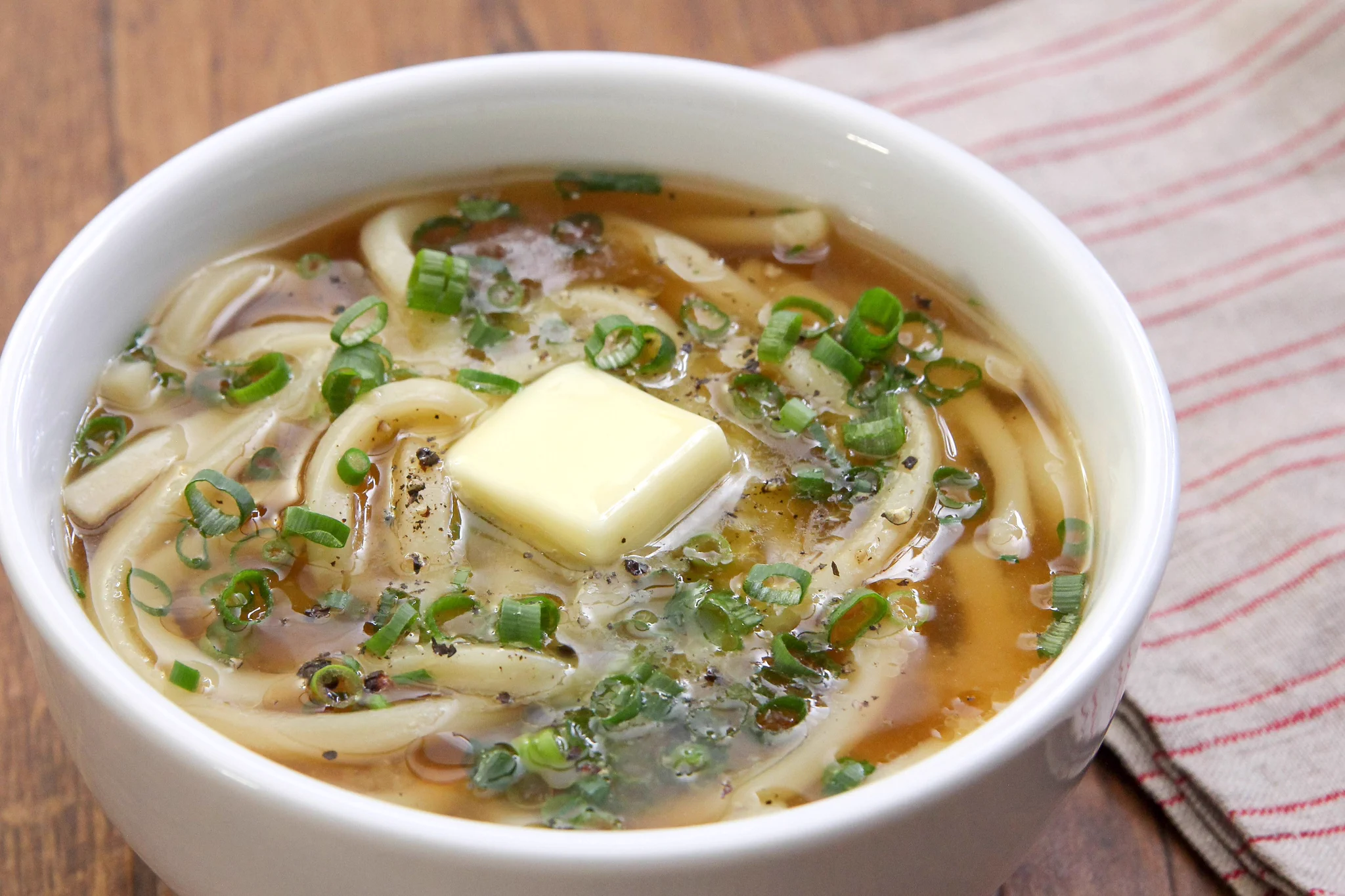 鍋も火も使わずに作ることが出来ちゃう！電子レンジで作れる「うどん」レシピ！