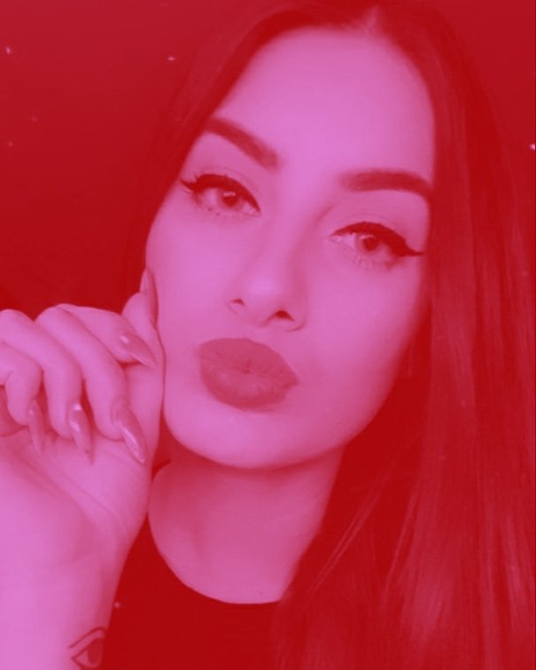 XxWomanonfirexX's tweet photo. #Secret1M #Secret28F #NissySupervivientes #NissyTongo #NissyRepesca #MareaFucsia
Nuestra reina de SS no puede ser más guapa 🐝💛💗👑 https://t.co/Vpmdnbm1Uh
