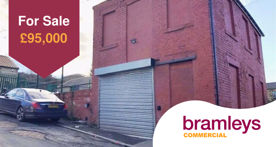 📣 Warehouse For Sale
📍£95,000

This #Dewsbury property has been occupied as an independent garage workshop for a number of years and presents an excellent opportunity for a new business.

Find out more or book a viewing today: bit.ly/3Mc8SyK

#Commercial