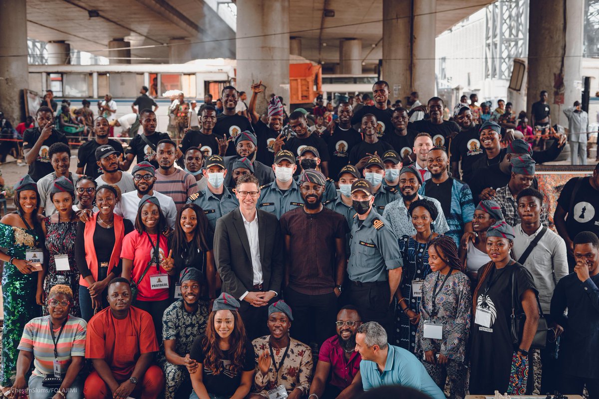 On this day in history, the Canadian high commission visited oshodi underbridge. Chess can change the world 🌍 ♥️ A Thread...