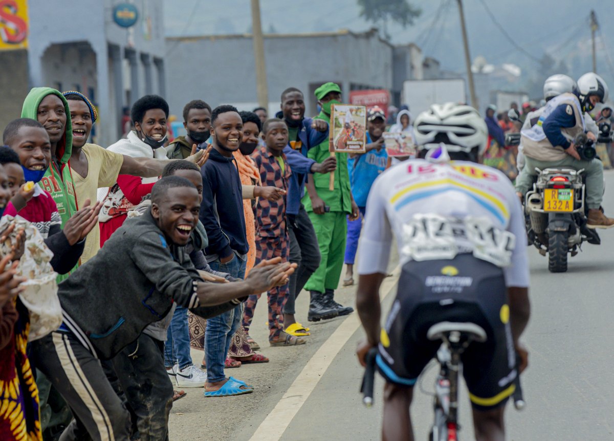 UCI_cycling's tweet image. Rwanda 💙 cycling

If the @tour_du_Rwanda is anything to go by, then the 2025 UCI Road World Championships will be 🔥🔥

#Kigali2025