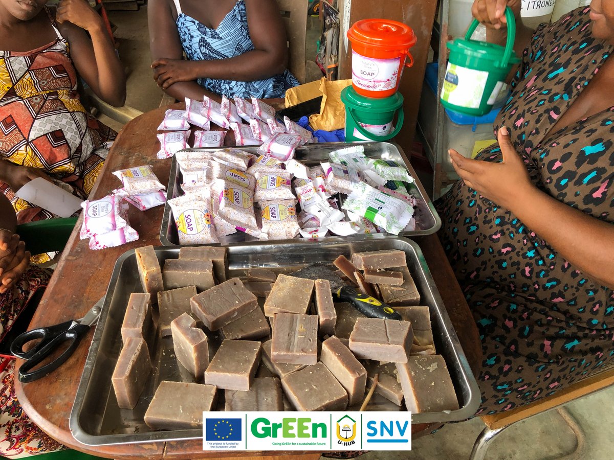UMaTHub's tweet photo. Our team went on a Monitoring and Evaluation visit to Waterforce ventures, one of our cohort 1 #SMEs. The assessment was carried out on their working processes and adherence to the #GrEEn standards.
#snvghana #umathub #entrepreneurship #grow_women_business #viral https://t.co/tzHez1xlLm