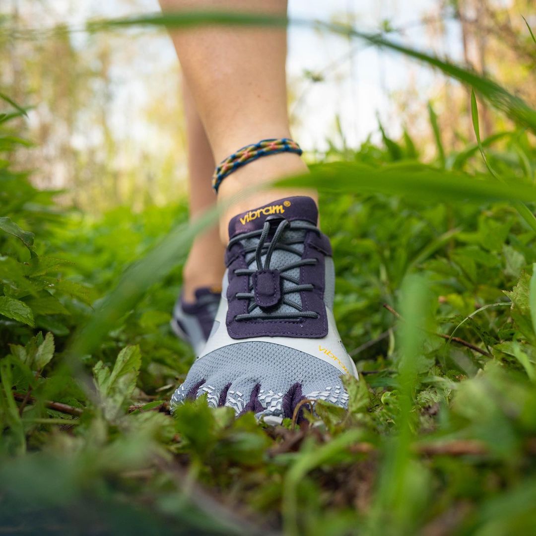 Vibram5FingerUK's tweet photo. We know you love the minimalist feel you get from wearing FiveFingers, but we want to know — how minimal do you like it to be!? The more minimal the better? A little more thickness depending on the activity?

Tell us what you prefer!👇

📷: (Insta) tarahlivinfree https://t.co/ssFv04JcPf
