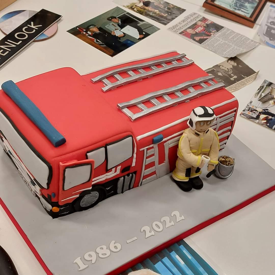 Yesterday marked the end of an era as our crew wished a very fond farewell to WM <a href="/AlastairHumphr1/">Al onso</a>. He spent a very quiet last day on call prior to his retirement after 36 years of service to the communities of Shropshire.

#OnCall #MuchWenlock #ShropsFire #Legend #BigBootsToFill