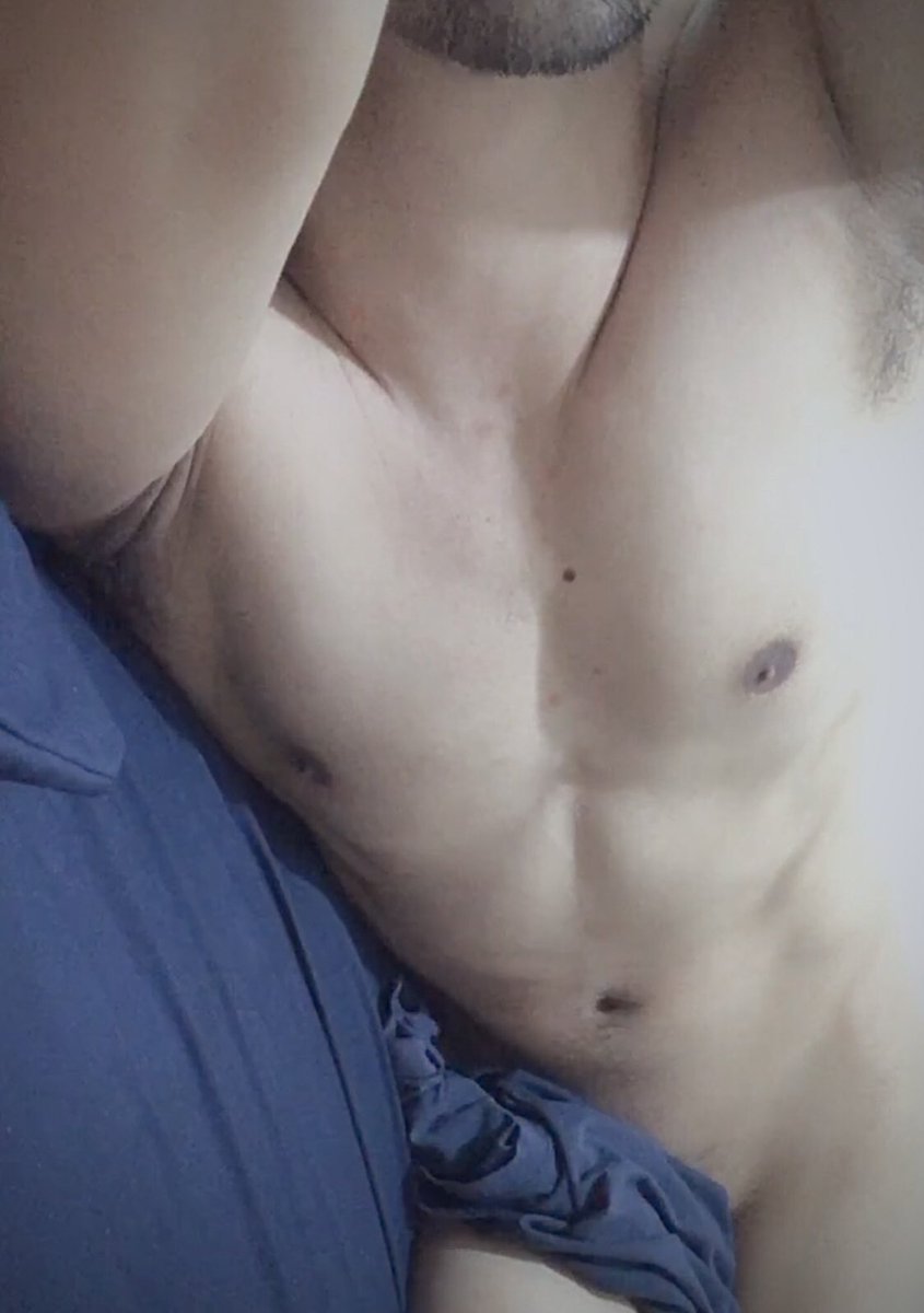 Alter_ph_'s tweet photo. ML godz
Songerist
Guitarist
Foodie
Makulit
Funny
Pag ito jowa mo lagi kang haharanahin. Lagi kang buhat sa ML at kama. Char
Check out his TG din for covers na nakaka relax at kilig.
@iamkenzo13
#alyerph #alterpinoy #alterphilippines https://t.co/hxQJkuyejq
