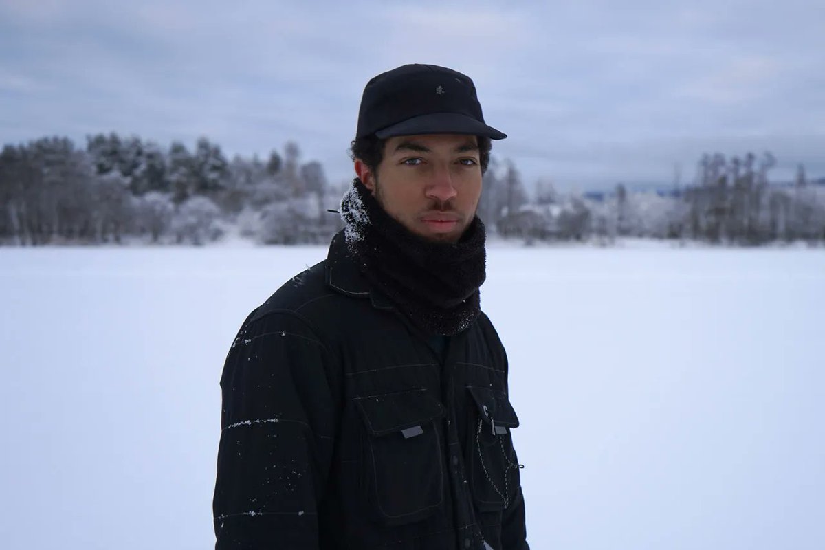 Moonkay Shares Introspective New Single 'Fell In The Deep' #moonkay #fellinthedeep #newsingle #newvideo #musicvideo #newmusic #newmusicfriday #newmusicalert #musicnews #fashionmusicstyle buff.ly/3sup6f6