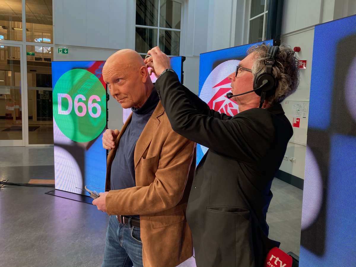 Pro-Time Broadcast (@protimeav) on Twitter photo De komende weken tot aan de #gemeenteraadsverkiezingen2022 zijn we elke werkdag op de studiovloer bij #rtvdrenthe met oa <a href="/JodyBrouwer/">Jody Brouwer</a> als opnameleider en <a href="/mwkuiper/">Michel Kuiper</a> achter de camera. De komende weken tot aan de #gemeenteraadsverkiezingen2022 zijn we elke werkdag op de studiovloer bij #rtvdrenthe met oa <a href="/JodyBrouwer/">Jody Brouwer</a> als opnameleider en <a href="/mwkuiper/">Michel Kuiper</a> achter de camera.