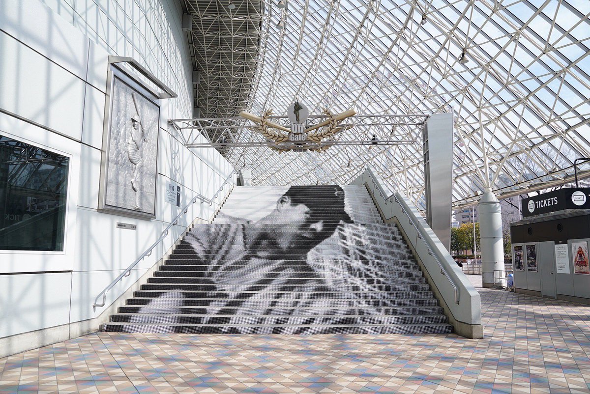 リニューアルした東京ドームに足を運ぶと、“長嶋茂雄氏”と“王貞治氏”が