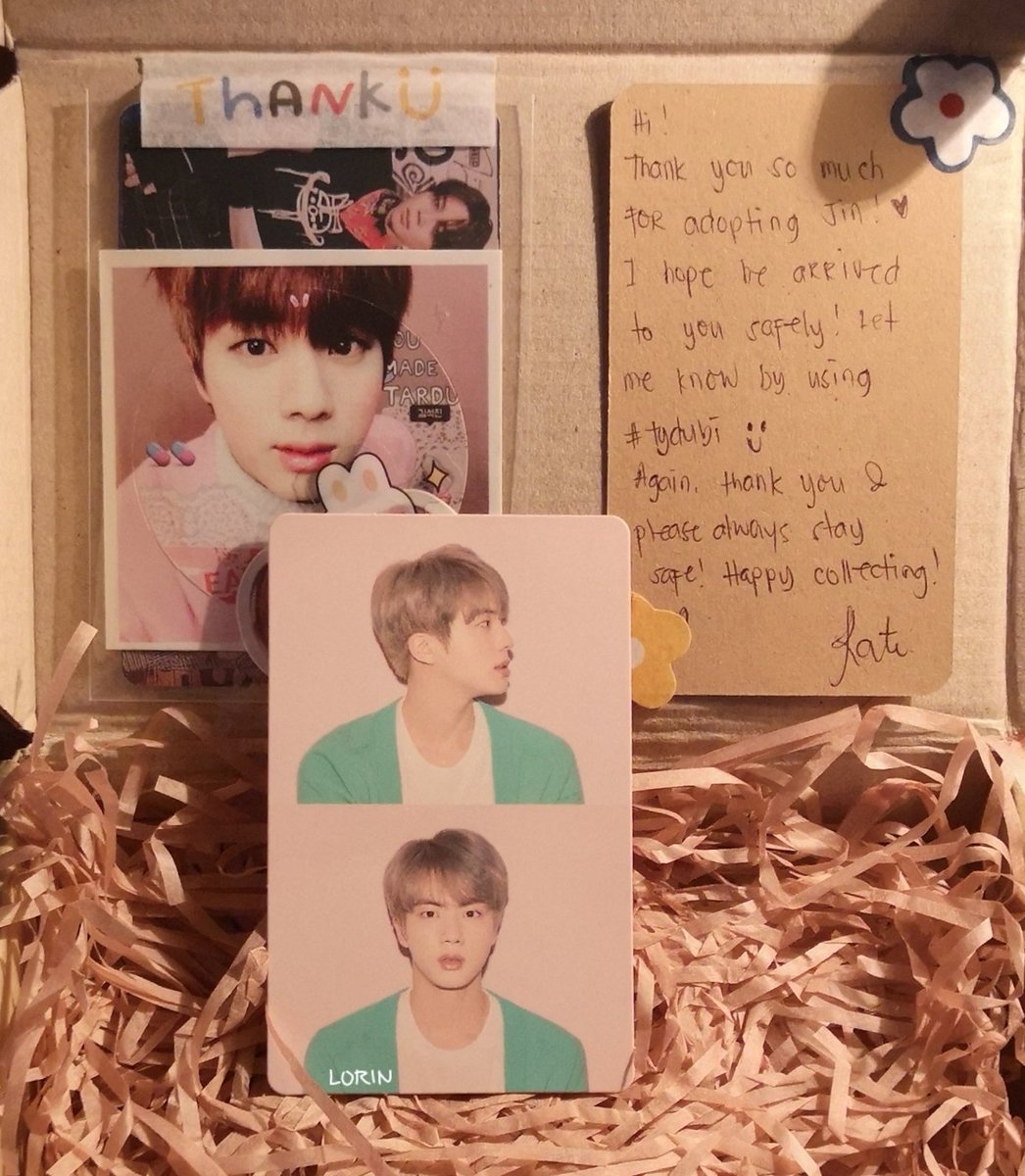 Lorinrinrin's tweet photo. last album pc!!! ヽ(o^▽^o)ノ
thank you @dubicarts for the very smooth transaction ♡
#tydubi https://t.co/f8hEKHCAi9