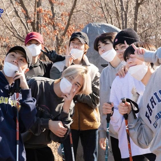 sjypouts's tweet photo. enhypen’s most relatable moments — a thread ♡ https://t.co/cenZr7KjAo
