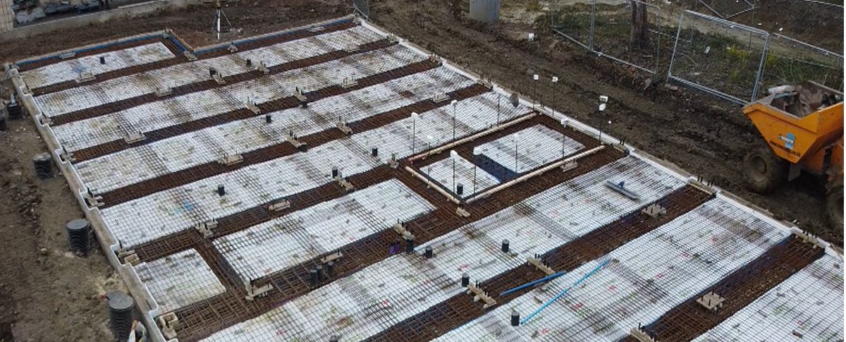HannafinLimited's tweet photo. Great Progress being made at Bonnington Walk in Bristol in the Development of Houses and Apartment Blocks.

Hannafin have installed Foundations and Ground Floor Slabs, great progress achieved through teamwork on site!

#TeamHannafin #Groundsworks #Construction https://t.co/O7mGxNKDZG