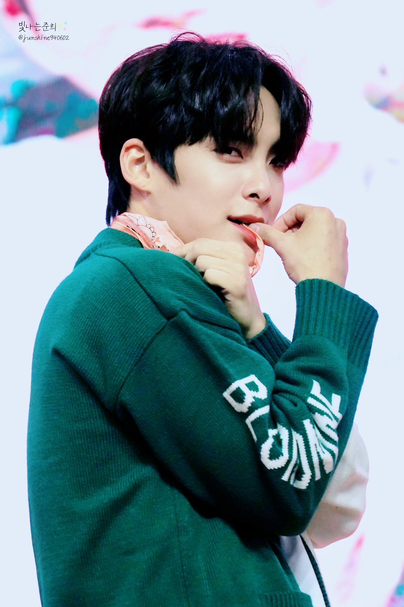 빛나는준희 tweet media