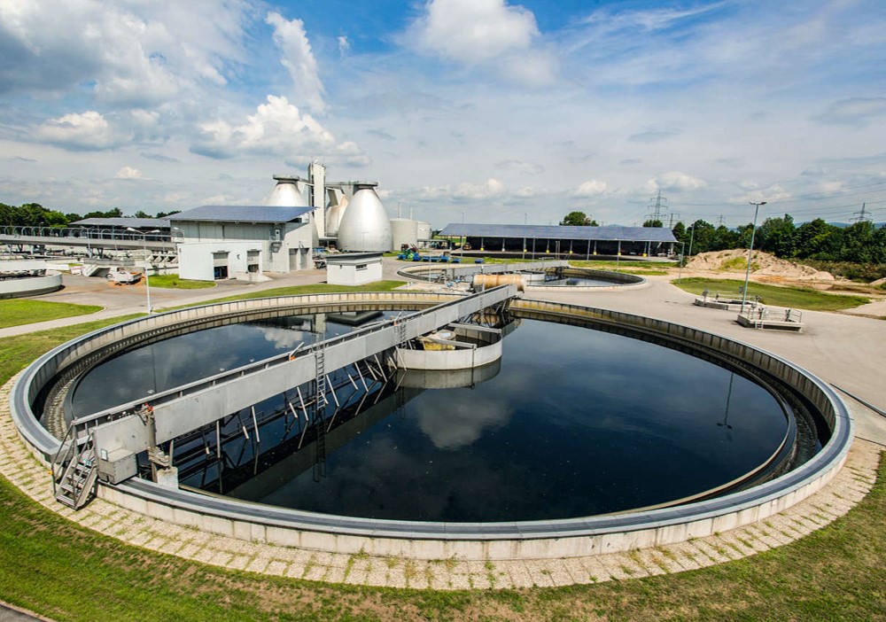 kontrapunkteZGF's tweet photo. Biogas - grüne Energie aus der Kläranlage statt aus russischen Pipelines? Ein neuer #rAusblick steht an! 
22.03.22 um 19 Uhr online, bitte anmelden
https://t.co/Gqf4dMTop7
Kooperation zwischen #DombergAkademie und #zgf (#hfph) zum Thema #Klärschlamm &amp; #FLXsynErgy https://t.co/15f3cZGL8O