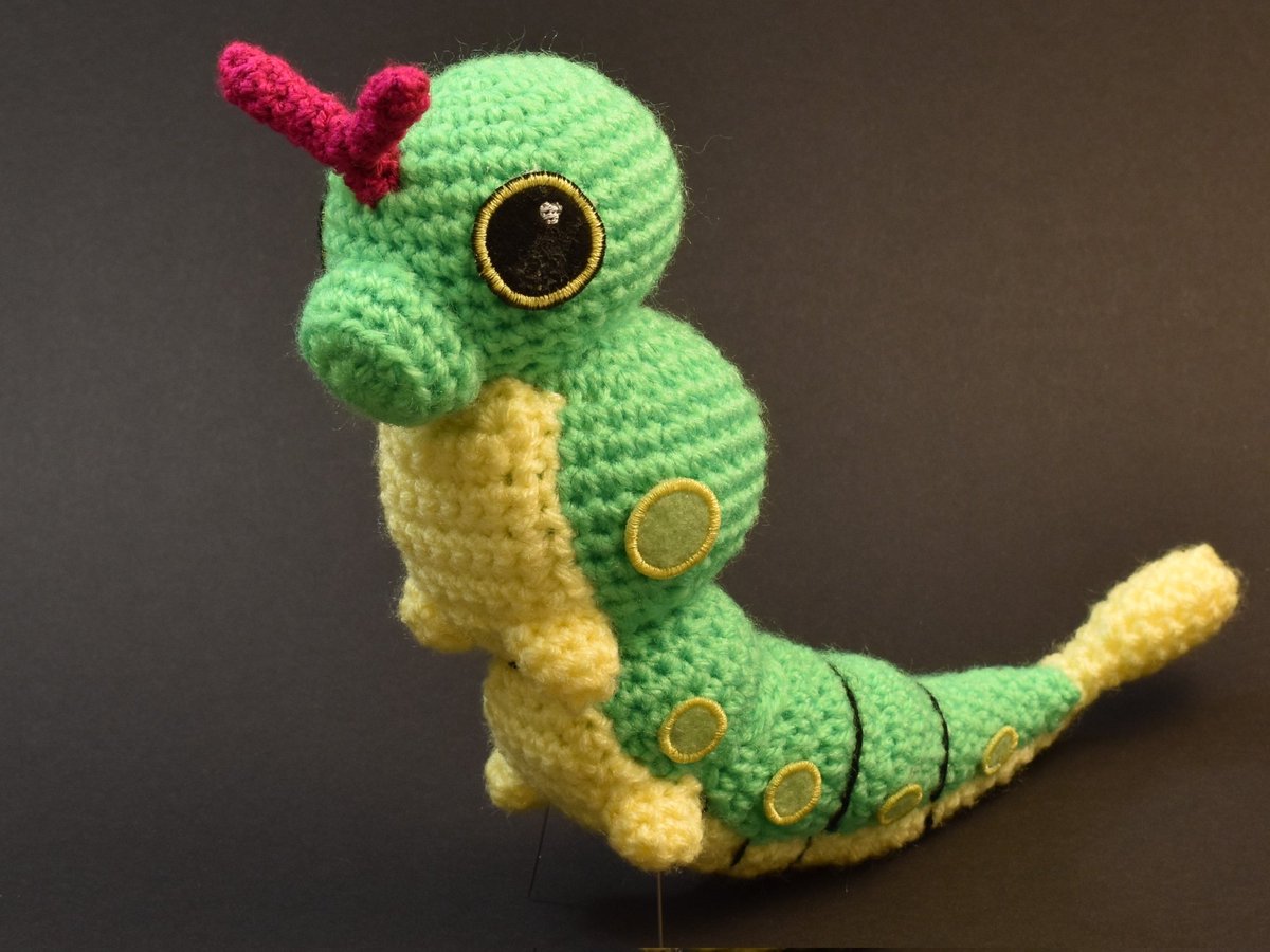 Since some have asked for the crochet pattern from Caterpie: Caterpie is ready and you can download the pattern in Etsy!

etsy.com/de/listing/108…

#caterpie #raupy #pokemon #crochet #häkeln #amigurumi #PokemonGO