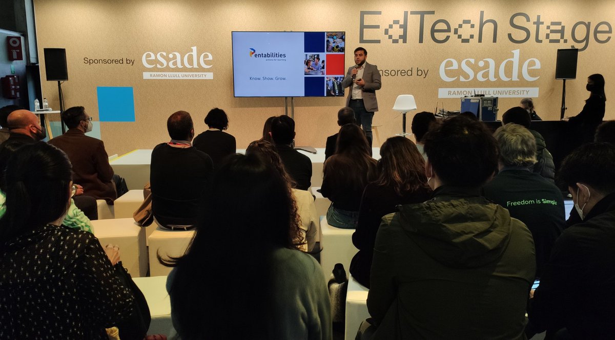 edvidencemodel's tweet photo. @pentabilities, startup del programa #EDvidence, presentant el seu innovador mètode per capturar, rastrejar i desenvolupar #socioemotionalskills a la sessió "The role of EdTech in Education Innovation" a la zona #EdTech del #4yfn https://t.co/7y5oAculSY
