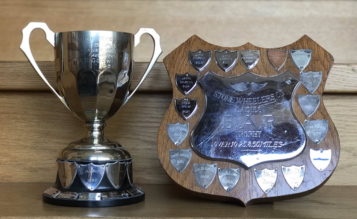 Proud custodian of these pieces of history that both date back to 1952. One of the many reasons I choose to be a part of Stone Wheelers, despite not living locally. So much history to the club as well as super teammates 🙏🏻🚴‍♀️ #inspired #grateful #thankful