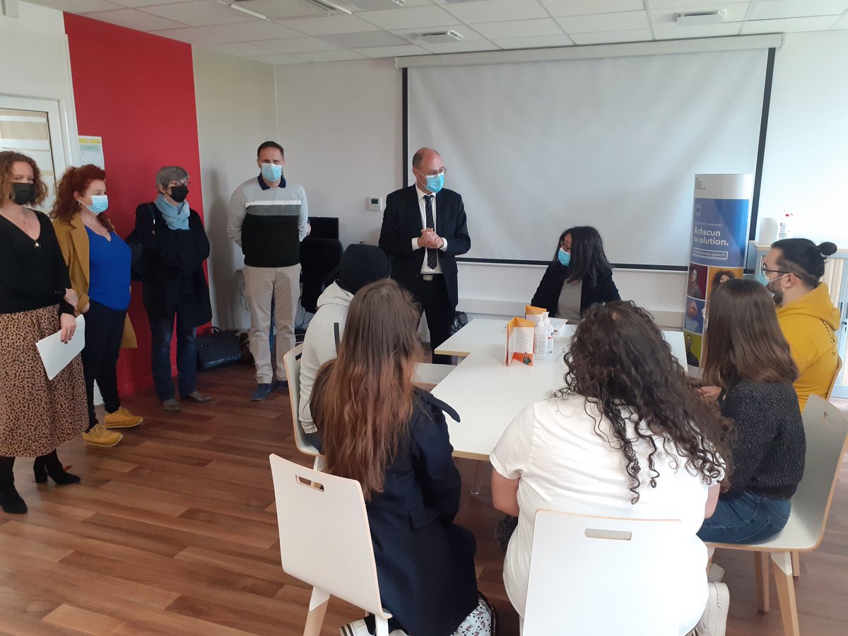 CalongeCedric's tweet photo. #TousMobilises au #PôleEmploi de #Mourenx
🗓 Ce jour : 
Pour les Jeunes de 16 à 25 ans ! 
🚀Lancement du #CEJ
✔️Un accompagnement personnalisé 🤗 
✔️Un programme sur mesure 
✔️ 1️⃣Emploi 1️⃣Formation à la 🔑
@poleemploi_NA @Prefet64
#MissionLocale #Orthez 
@DSAINTPAUL
@g_triviere https://t.co/9mE53vojKb