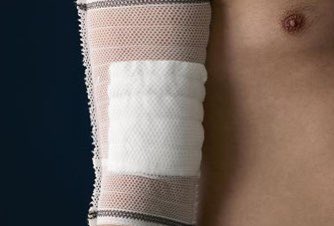 OstocareMedical's tweet photo. #Ukraine We are fully commited to support Ukraine with wound treatment textiles @UKRinESP @UkrEmbLondon Estamos comprometidos a dar apoyo con textiles sanitarios para los heridos. https://t.co/TLWwkfQYLX https://t.co/uLKroeGliv