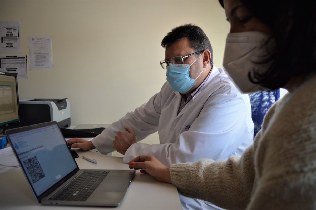 <a href="/Elena_GGarcia/">Elena García</a>, coordinadora del grupo IdiHealth de la <a href="/fsjd_Madrid/">Fundación San Juan de Dios</a>, se ha reunido con el Dr. Mencía, que asume el coliderazgo junto con Pedro Chana del proyecto de #innovación en #fracturadecadera que estamos desarrollando en colaboración con <a href="/Comillas_ICAI/">Comillas ICAI</a> y Abbott Nutrición